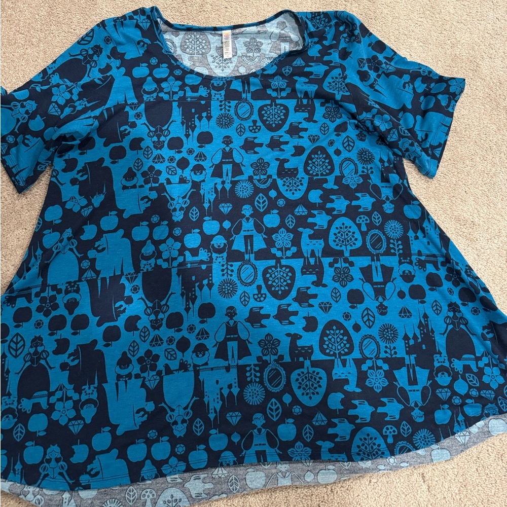 Lularoe Disney Perfect Tee Plus size 3xl Snow White Blue Tunic top